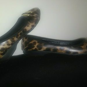 Ladies shoes